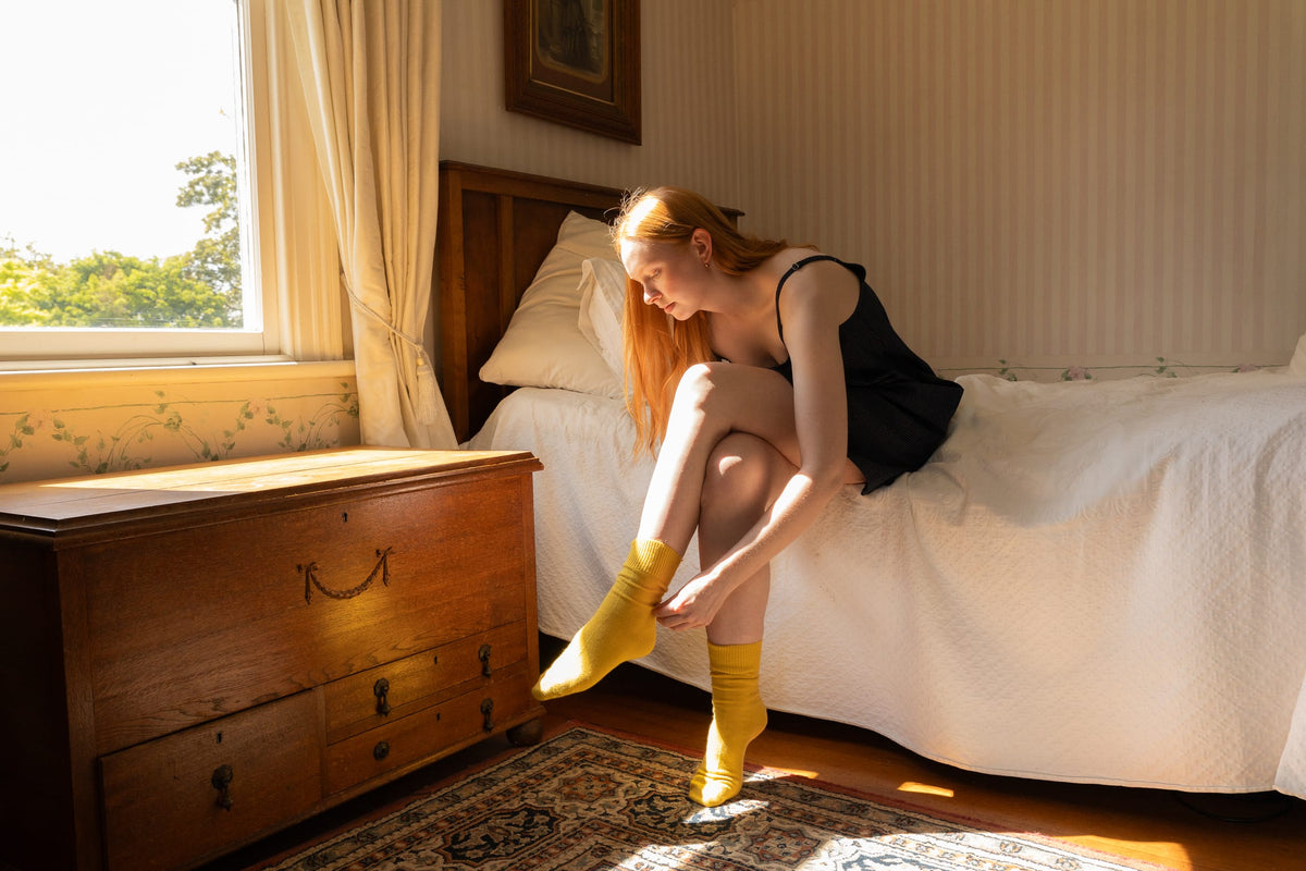 Bed Socks, Sun