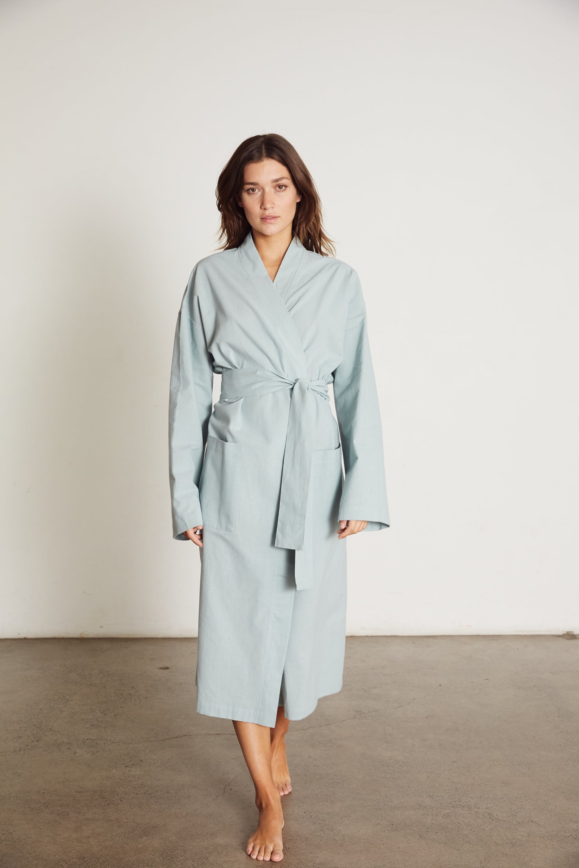 Everyone Robe, Lake